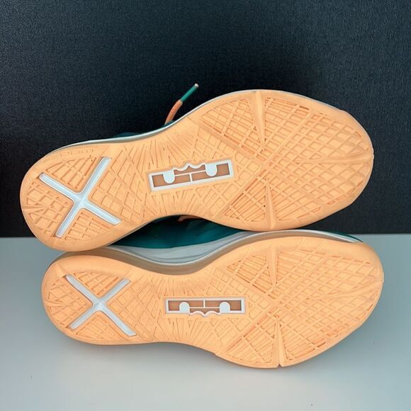 Lebron 10 GS ‘Miami dolphins’ Nike sneakers - Picture 7 of 10